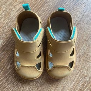 Ten Little Everything Sandals